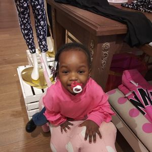 Meet your Posher, Antonette